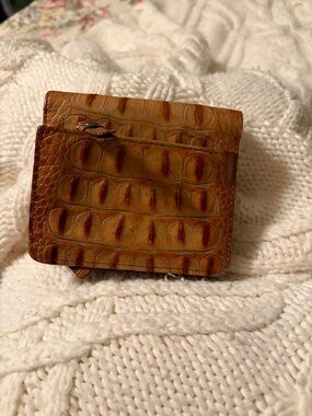 Men's Brown Croc-Embossed Leather Wallet